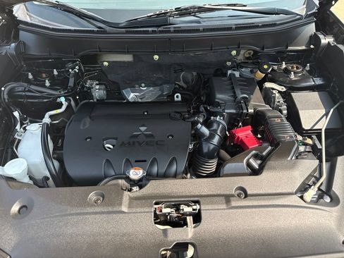 Used 2019 Mitsubishi Outlander Sport SE AWD/4WD image 22