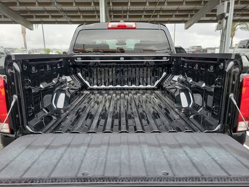 Certified 2024 Chevrolet Colorado W/T image 25