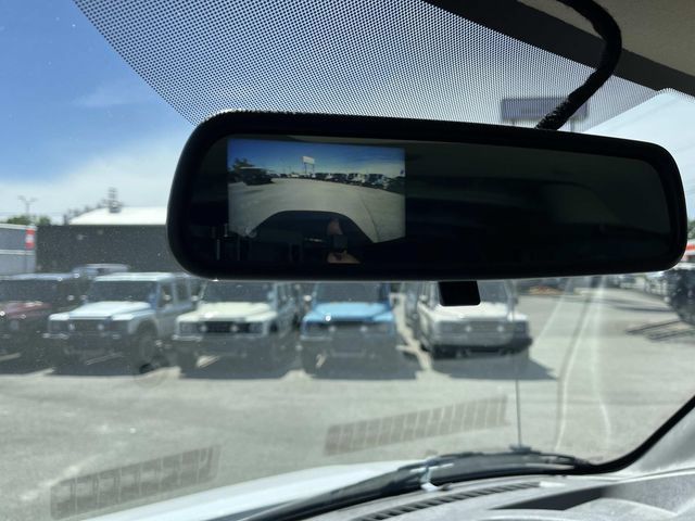 Used 2025 Chevrolet Express 2500 Extended w/ Driver Convenience Package RWD image 37
