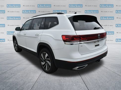 Used 2025 Volkswagen Atlas SE AWD/4WD image 8