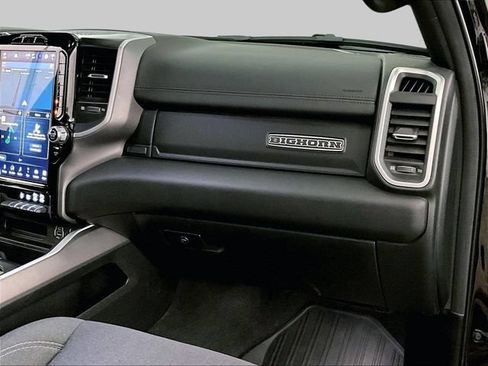 Used 2022 RAM 1500 Big Horn AWD/4WD image 15