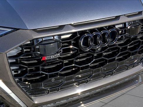 Used 2023 Audi RS Q8 AWD/4WD image 30