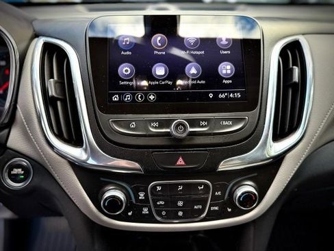 Used 2019 Chevrolet Equinox Premier image 32