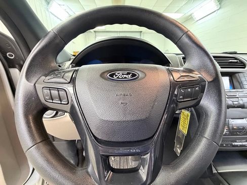 Used 2018 Ford Explorer FWD image 41