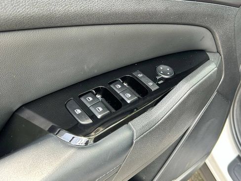 Used 2023 Kia Sportage EX FWD image 26