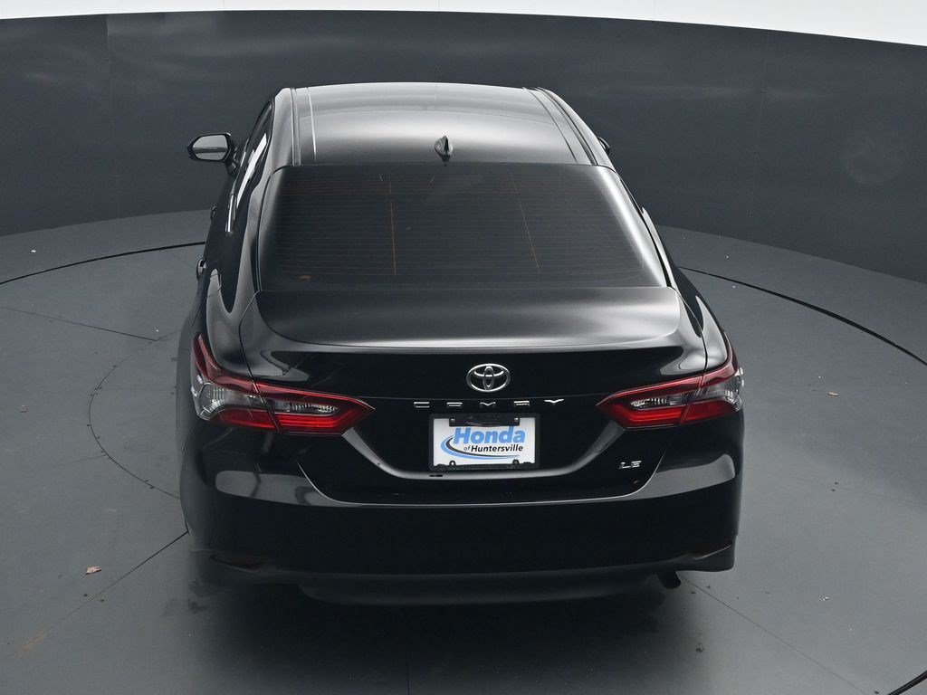 Used 2024 Toyota Camry LE FWD image 31