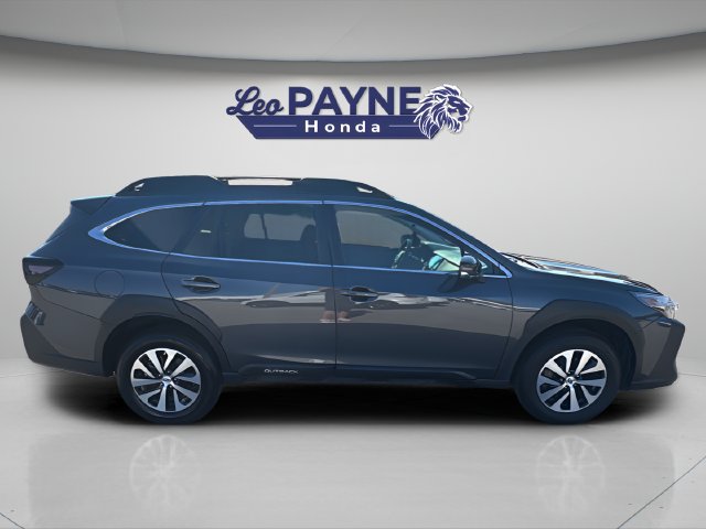 Used 2024 Subaru Outback Premium w/ Popular Package #1A AWD/4WD image 9