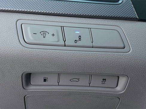 Used 2017 Hyundai Sonata Plug-In Hybrid image 28