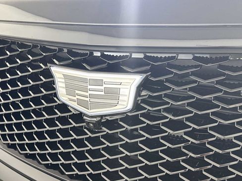Used 2026 Cadillac Escalade ESV Platinum Sport AWD/4WD image 12