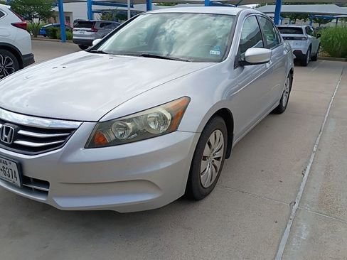 Used 2011 Honda Accord LX image 1