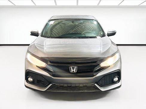 Used 2018 Honda Civic EX image 2
