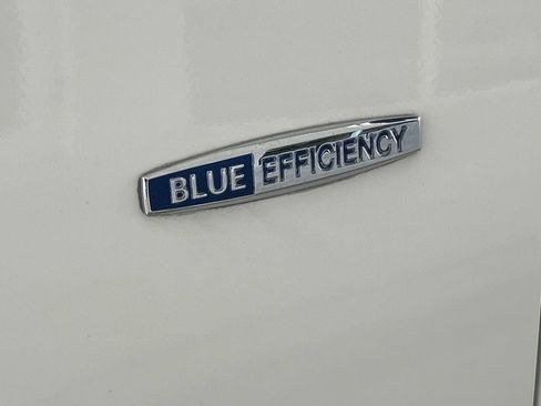 Used 2012 Mercedes-Benz ML 350 BlueTEC 4MATIC image 17