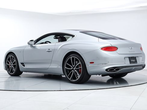 Used 2022 Bentley Continental GT V8 AWD/4WD image 3
