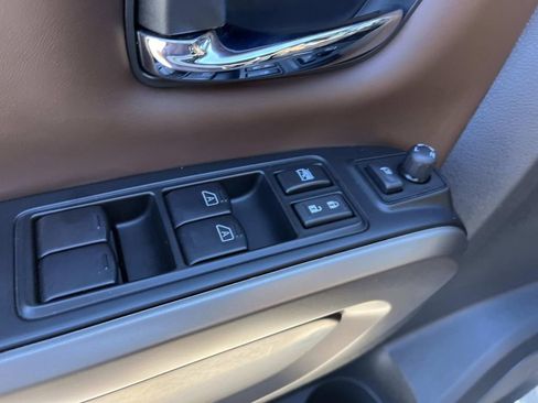 Used 2023 Nissan Titan Platinum Reserve w/ Moonroof Package image 27