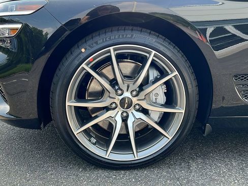 New 2026 Genesis G70 2.5T Prestige image 9