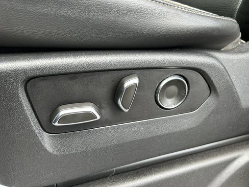 Used 2021 Cadillac Escalade Sport w/ Heavy-Duty Trailer Package image 19