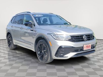 Used 2023 Volkswagen Tiguan SE R-Line