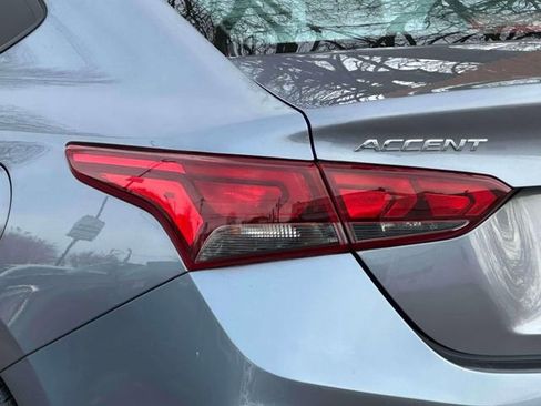 Used 2018 Hyundai Accent SEL image 9