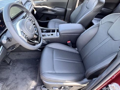 New 2025 Kia Sorento S image 26