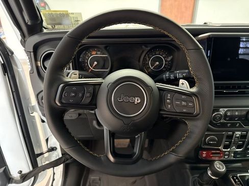 New 2025 Jeep Wrangler Unlimited Rubicon 392 image 29