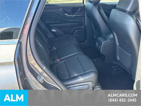 Used 2024 Lincoln Corsair Reserve FWD image 18