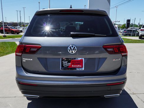 Used 2019 Volkswagen Tiguan SE AWD/4WD image 7