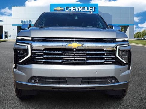 New 2026 Chevrolet Suburban Premier w/ Sun And Tow Package AWD/4WD image 2