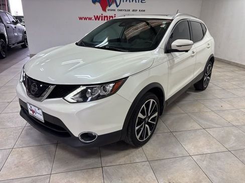 Used 2019 Nissan Rogue Sport SL w/ Premium Package image 3