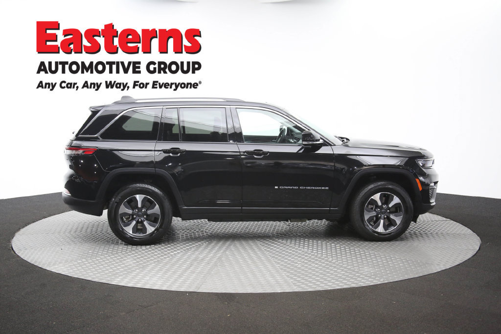 Used 2023 Jeep Grand Cherokee 4WD 4xe image 54