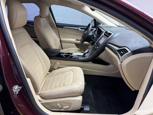 Used 2013 Ford Fusion SE image 23