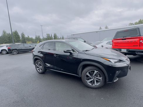 Used 2019 Lexus NX 300h AWD w/ Premium Package image 2
