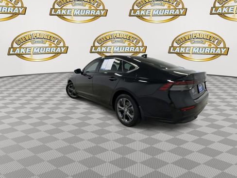 Used 2024 Honda Accord EX-L image 9