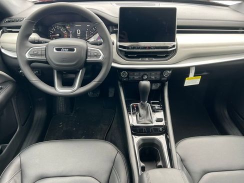 New 2026 Jeep Compass Limited image 3