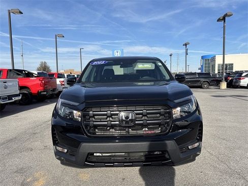 Used 2025 Honda Ridgeline Sport image 13