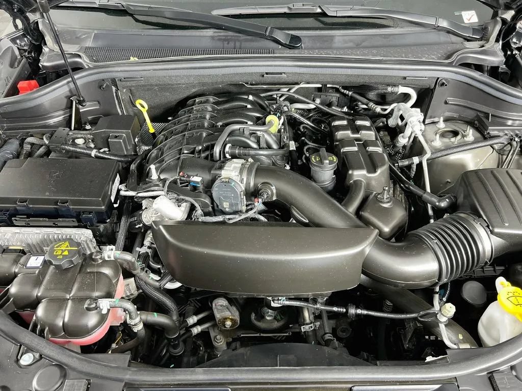 Used 2023 Dodge Durango GT AWD/4WD image 33