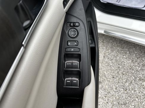 Certified 2019 Honda Accord Touring image 9