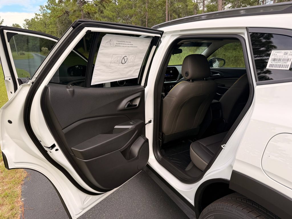 New 2026 Chevrolet Trax ACTIV w/ Driver Confidence Package FWD image 24
