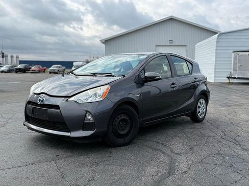 Used 2012 Toyota Prius C Two image 4