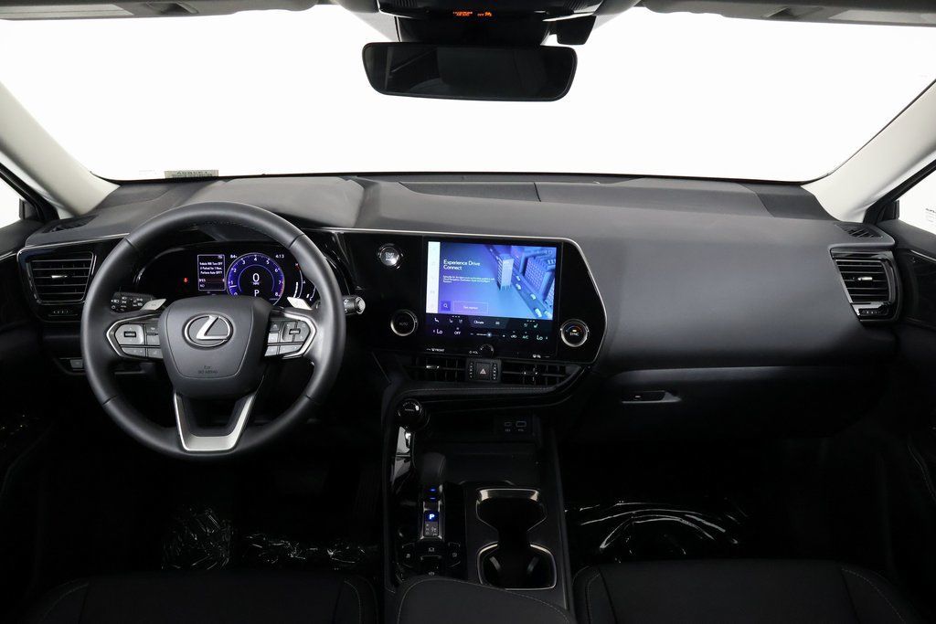 Certified 2025 Lexus NX 250 FWD w/ Accessory Package (Z2) image 8
