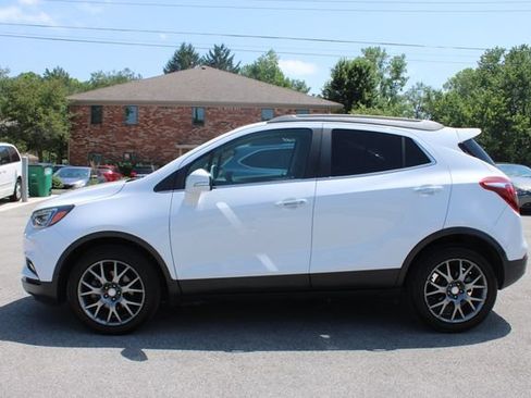 Used 2019 Buick Encore Sport Touring w/ Safety Package FWD image 5