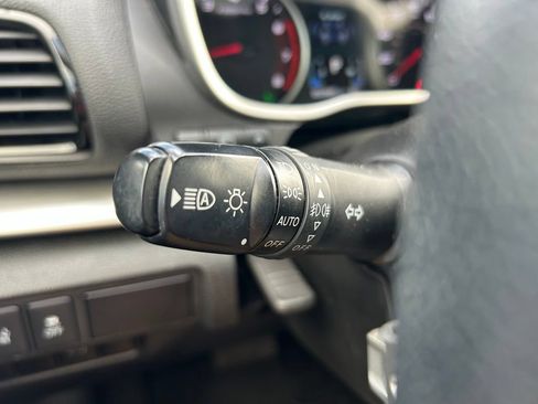 Used 2024 Mitsubishi Eclipse Cross SEL AWD/4WD image 23