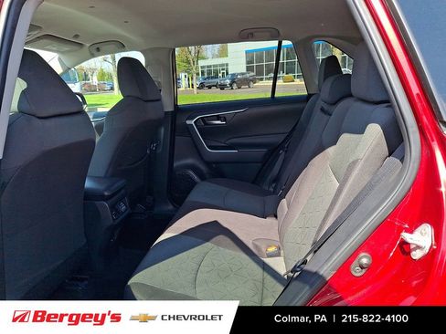 Used 2023 Toyota RAV4 XLE image 12