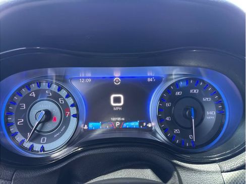 Used 2016 Chrysler 300 S RWD image 17