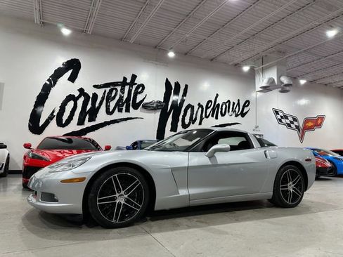 Used 2010 Chevrolet Corvette Coupe w/ Preferred Equipment Group image 1