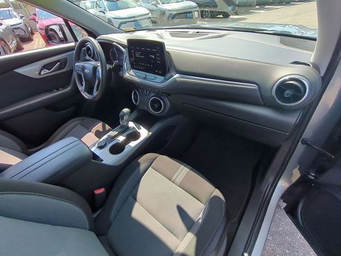 Used 2023 Chevrolet Blazer LT image 27