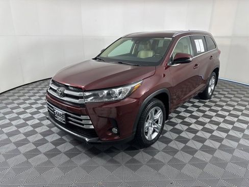 Used 2017 Toyota Highlander Limited image 7