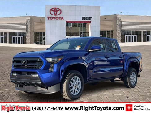 Certified 2025 Toyota Tacoma SR5 image 1