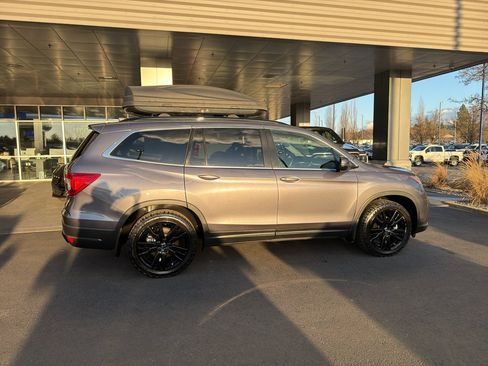 Used 2021 Honda Pilot Special Edition image 8