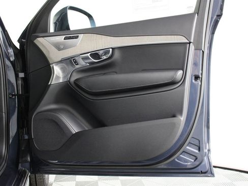 Certified 2023 Volvo XC90 T8 Ultimate w/ Protection Package Premier image 21