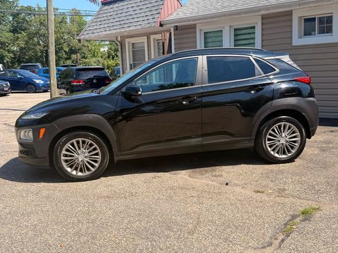 Used 2020 Hyundai Kona SEL AWD/4WD image 3